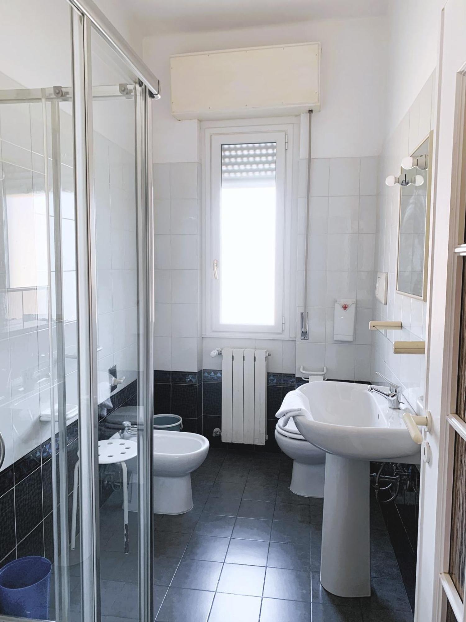 Hotel Villa Chiara Finale Ligure Luaran gambar