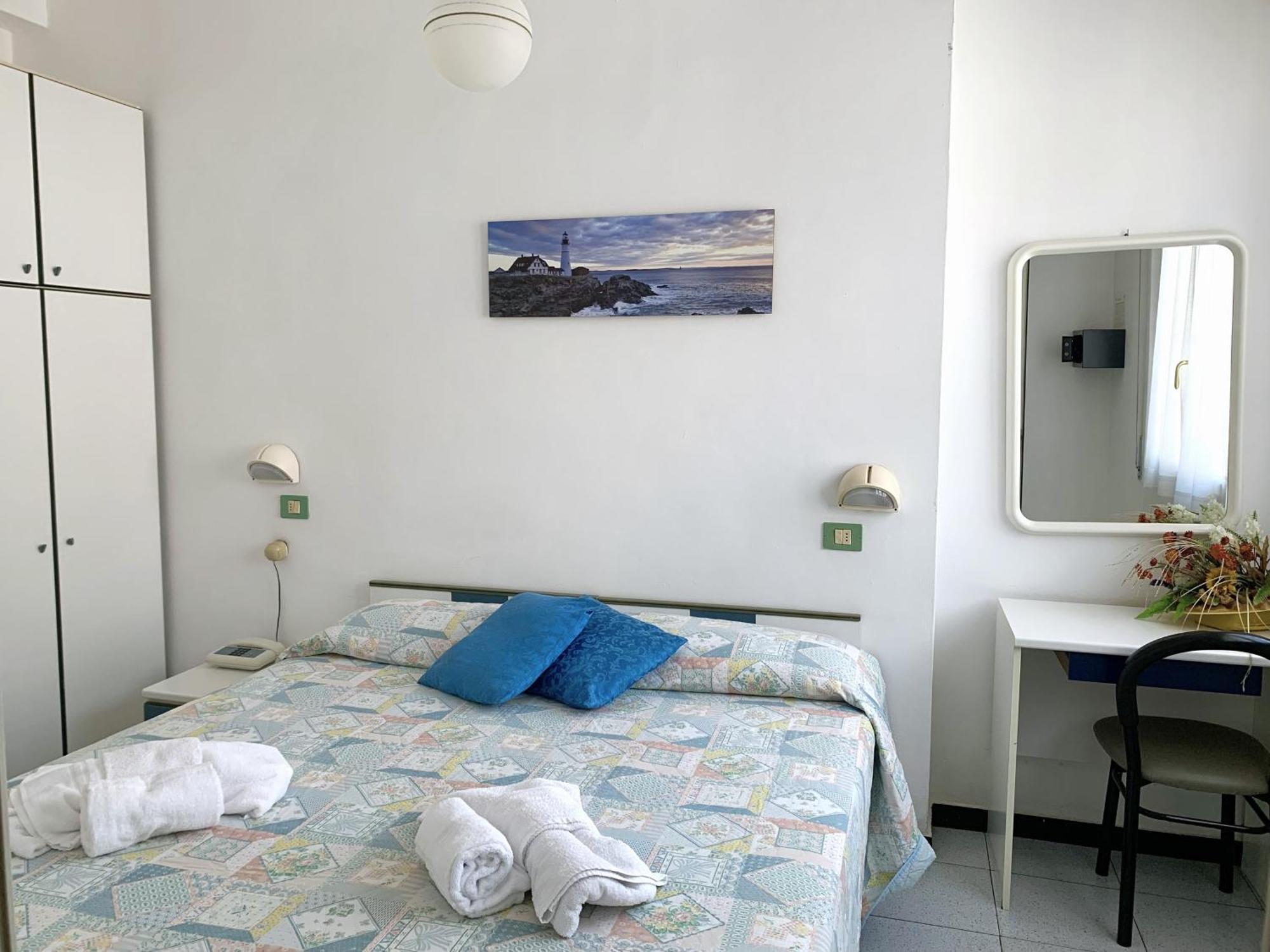 Hotel Villa Chiara Finale Ligure Luaran gambar