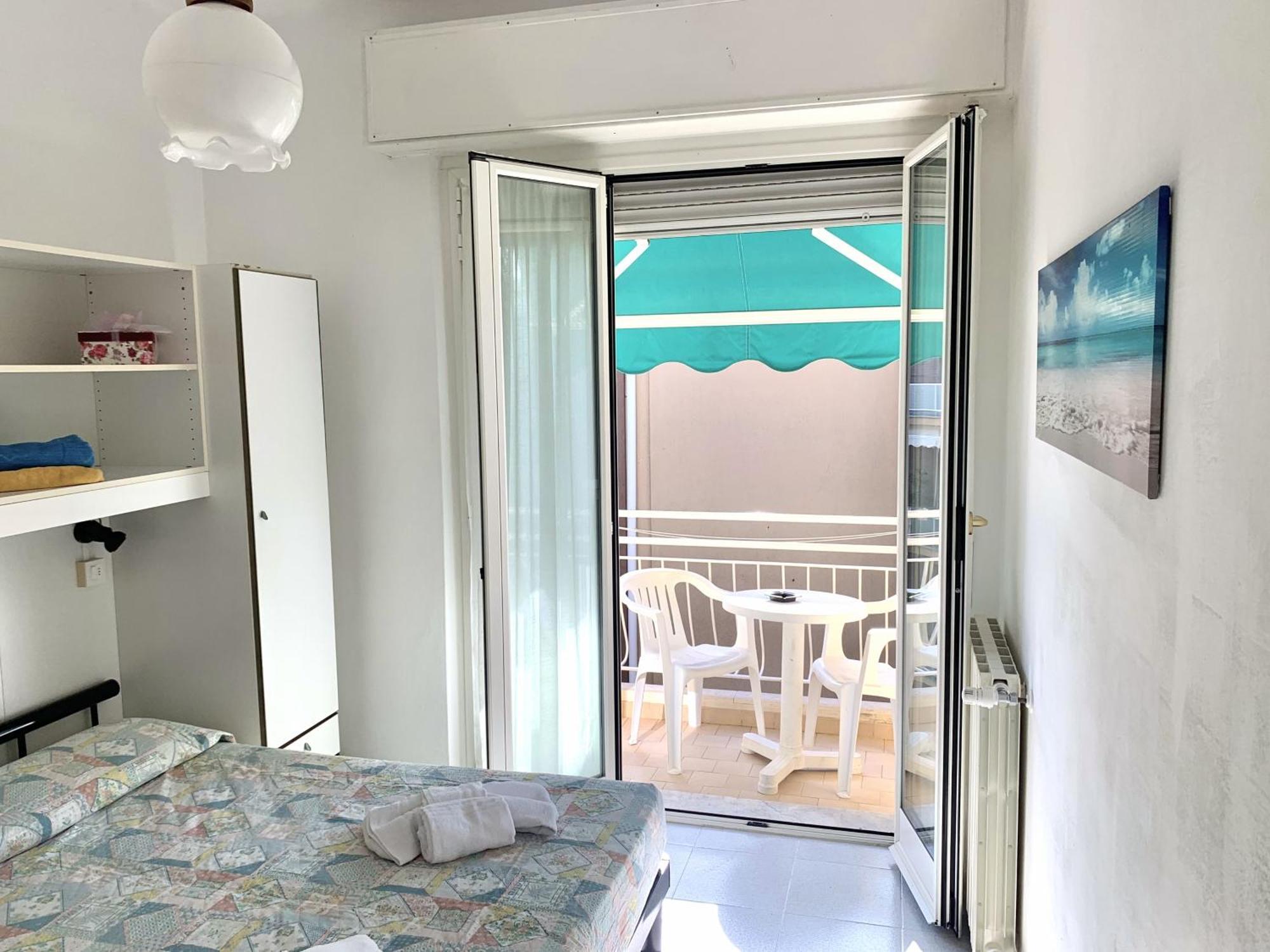 Hotel Villa Chiara Finale Ligure Luaran gambar