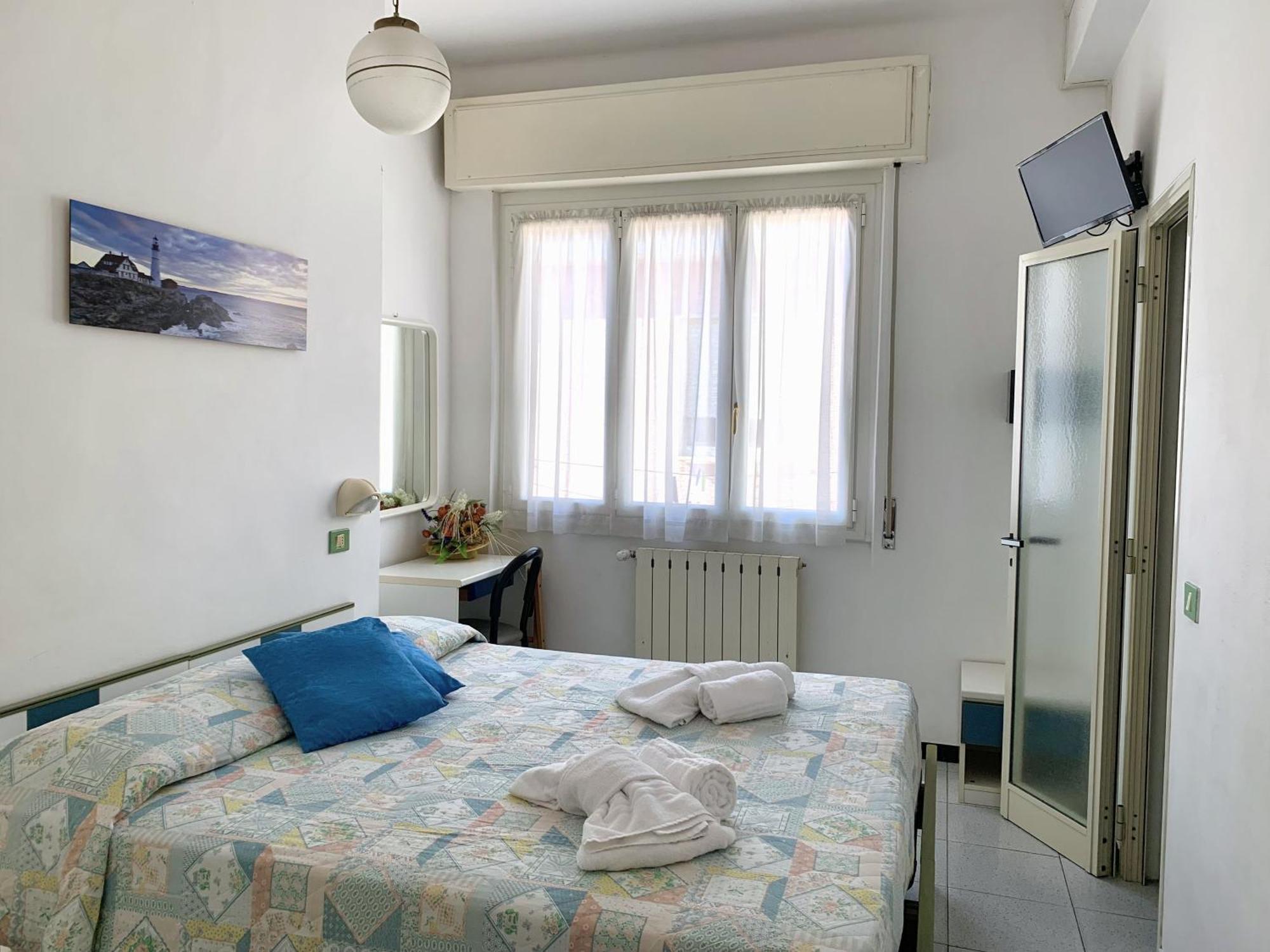 Hotel Villa Chiara Finale Ligure Luaran gambar
