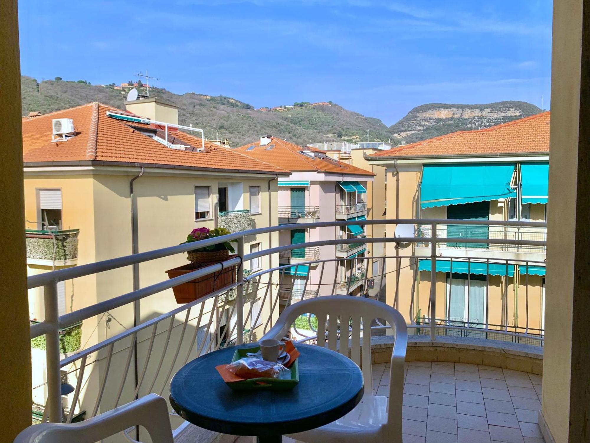 Hotel Villa Chiara Finale Ligure Luaran gambar